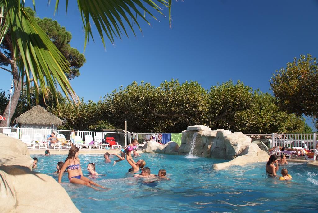 La Pinede Camping Grimaud Exterior photo